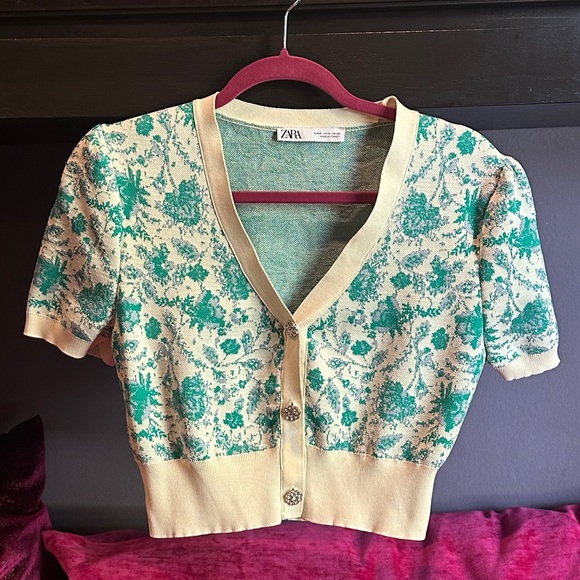 Zara Tops Zara Floral Knit Top Poshmark